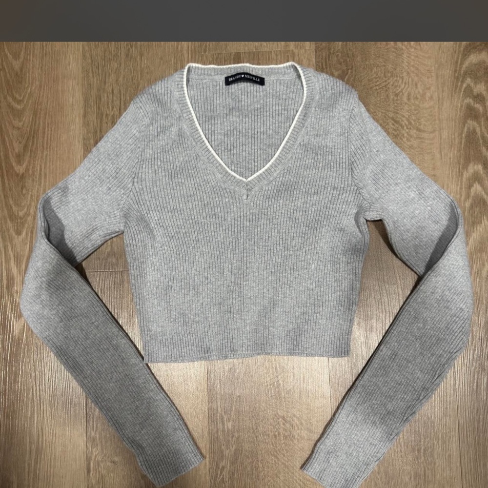 Brandy Melville Light Gray V-Neck Sweater